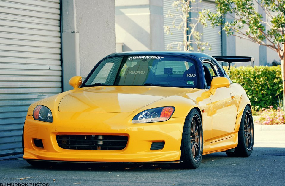 Honda s2000 желтая